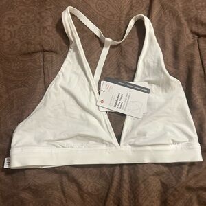 Lululemon wundermost T strap triangle Bralette